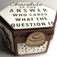 'Chocolate is the answer ...' - Perfektes Geschenk / Mitbringsel für Schokoladeverliebte Bild 4