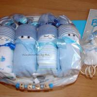 personalisierte Windeltorte für Junge: 4 Windelbabys im Tuch, Geschenk zur Geburt Bild 9