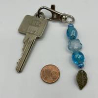 Glasperlen Schlüsselanhänger mit Blattanhänger – Schicker Begleiter für Schlüssel, Taschen und Rucksäcke Bild 4