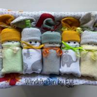 Windeltorte neutral,  Windelbabys, unisex Geschenk zur Geburt, Babygeschenk in neutralen Farben Bild 3