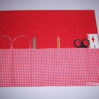Stricknadelrolle,Stricknadelutensilo  Nadelspielmäppchen kombiniert mit Karo rot-weiß, reine Baumwolle, waschbar bis 40° Bild 1