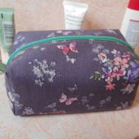 besondere Kosmetiktasche, BoxyBag, Utensilo, Kulturbeutel, Make-up Tasche mit Reißverschluß, Bild 2