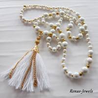 Bettelkette Kette lang weiß goldfarben mit Quasten Anhänger Perlenkette Perlen Kette Bild 2