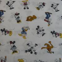 12,70 EUR/m Baumwolle Mickey Mouse & Friends / Pluto, Donald, Minnie Lizenzstoff Disney Bild 5