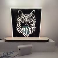 Lasergravur auf Glasspiegel Katzenkopf, beleuchtet Bild 2