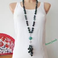 Bettelkette lang grün silberfarben Palmsamen Perlen Perlenkette Bild 1