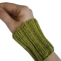 Pulswärmer 100 % Merino-Wolle handgestrickt oliv-grün oder Wunschfarbe - Damen - Einheitsgröße - Modell 3 Bild 2
