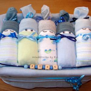 Windeltorte mit Name/ Windelbabys in der Box, personalisiertes Babygeschenk, Junge Bild 4
