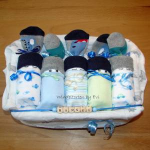 Windeltorte mit Name/ Windelbabys in der Box, personalisiertes Babygeschenk, Junge Bild 5