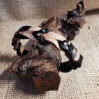 Geflochtenes Lederarmband, Rindleder, zweifarbig, schwarz/natur, bemalt Bild 2
