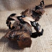 Geflochtenes Lederarmband, Rindleder, zweifarbig, schwarz/natur, bemalt Bild 3