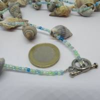 Lange Muschelkette mit  Mini-Perlen Bild 10