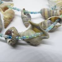 Lange Muschelkette mit  Mini-Perlen Bild 7