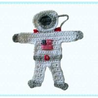 Astronaut Häkelapplikation Aufnäher Applikation Raumfahrt gehäkelter Astronaut gehäkelt Bild 3