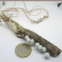 Treibholz Halskette mit weißen Perlen, Holzkette Bild 7