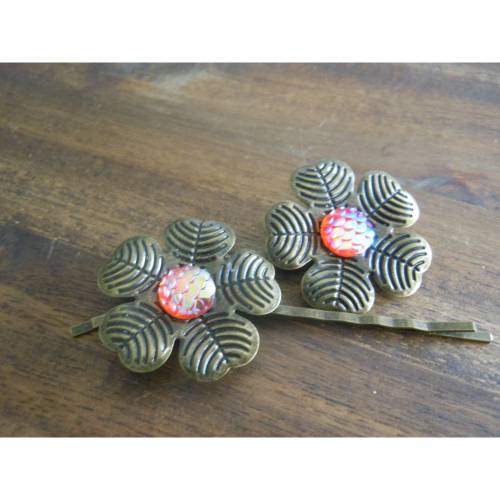 Bronze Kleblatt mit Glitzersteinchen Schuppen   Haarspangen Haarklammern 