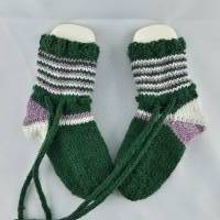 Baby Socken in Größe 14/15, handgestrickt, mit Bindeband Bild 5