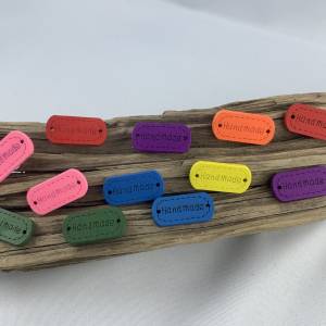 10 Handmade Knöpfe * Handmadeknopf * Branding * Holzknopf * Schild * gelb rosa grün rot orange * Holz * Knopf * Scrapboo Bild 3