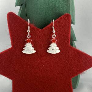 kleines weißes Weihnachtsbäumchen * Tannenbaum * Weihnachtsbaumohrringe * Weihnachtsohrringe * Hängeohrringe * Christbau Bild 2