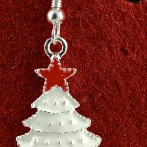 kleines weißes Weihnachtsbäumchen * Tannenbaum * Weihnachtsbaumohrringe * Weihnachtsohrringe * Hängeohrringe * Christbau Bild 5
