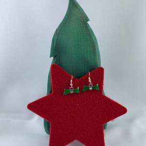 kleine Grüne Schleifenohrringe * Schleife * Schleifchen * Weihnachtsohrringe * X-Mas * Adventskalenderfüllung * Mitbring Bild 1