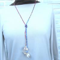 Lange bunte Halskette mit Miniperlen und echten Muscheln zum Knoten, maritimer Look für Naturliebhaberinnen Bild 1