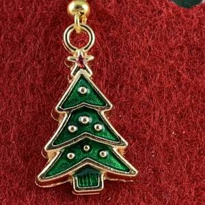 grünes Weihnachtsbäumchen * Tannenbaum * Weihnachtsbaumohrringe * Weihnachtsohrringe * Hängeohrringe * Christbaumohrring Bild 3