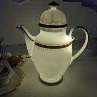 Elegante Kaffeekanne als Lampe aus Porzellan mit LED  (5) Bild 1