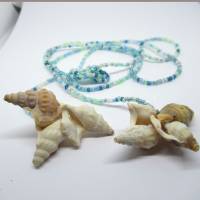 Lange bunte Halskette mit Miniperlen und echten Muscheln zum Knoten, maritimer Look für Naturliebhaberinnen Bild 8