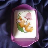 Butterdose mit einem süßen Hasen mit Glockenblume Bild 2