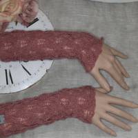 Armstulpen, Pulswärmer mit Blattmuster – handgestrickt Bild 2