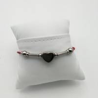 Leder-Armband in rot silber, mit Herz und Perlen aus Edelstahl, 26cm lang variabel Bild 4