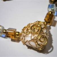 Collier mit Herz aus Jaspis in wirework goldfarben an Bergkristall Muttertag Bild 3