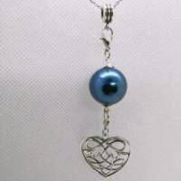 Kette aus Edelstahl mit blauer Perle + Herzanhänger Bild 1