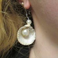KETTENANHÄNGER und Ohrhänger mit Muscheln und weißen Perlen als Schmuckset Bild 5