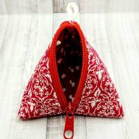 Dreieckige Tasche in Pyramidenform für Menstruationstasse - Tampons - Schlüssel - Schnuller und vieles mehr - Rote Ranke Bild 3