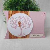Geschenkverpackung -Pillowbox- Lebensbaum in Altrosa-Holz-Weiß Bild 1