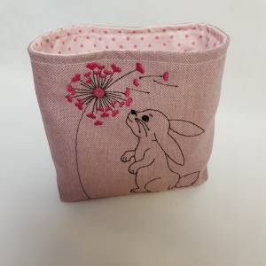 Kleines Osterkörbchen Hase mit Pusteblume rosa Ostern Geschenk Bild 1