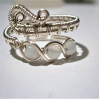 Ring mit Mondstein weiß im Spiralring Paisley silberfarben boho verstellbar Daumenring Bild 9