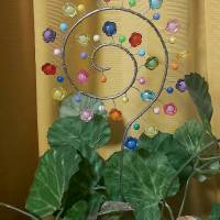 Deko Blumenstecker Gartenstecker Spirale mit Blütenperlen Bild 1