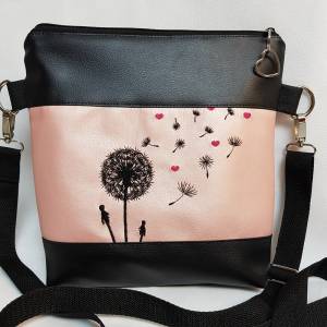 Handtasche Pusteblume rosa mit Herzen  Umhängetasche Dandelion rosa schwarz Tasche mit Anhänger Kunstleder Bild 2