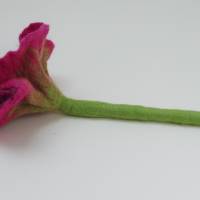 Kugelschreiber Blume aus Filz, Geschenkidee für ein besonderes Schreibgerät. Filzblüte, Stift, Schreibutensilien Bild 3