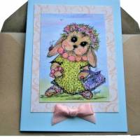 Karte Hase mit Kette und Blütenkranz Frühling retro romantisch als Druck Ostern Bild 1
