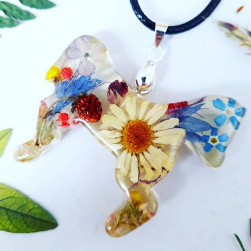 Anhänger Pferd echte Blumen floral bunt