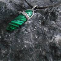 Naturstein Green Malachite   Halskette, Kette Obelisk Kunstleder Esoterik, Bild 1