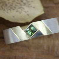 Ring Silber 925/- mit grünem Turmalin und Goldstreifen Bild 1