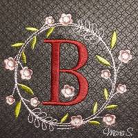 Atemberaubender  " Frühlings Blumenkranz mit Monogramm " B“  Stickdateien in 5 Größen ab 10 x 10 bis 20 x 22 cm Bild 4