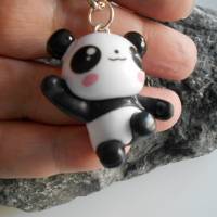 3 D Pandabär * tanzend    *  Schlüsselanhänger Glücksbringer kawaii Bild 3