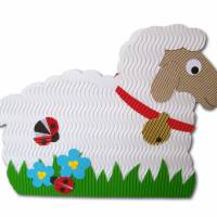 Schaf Osternest, Lämmchen als Osterkörbchen oder Osterdeko, Frühlingsdekoration, Verpackung für Geschenke aus Wellpappe Bild 4