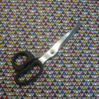 11,00 EUR/m Stoff - Baumwolle retro, kleine Dreiecke bunt / Gummy Bild 5